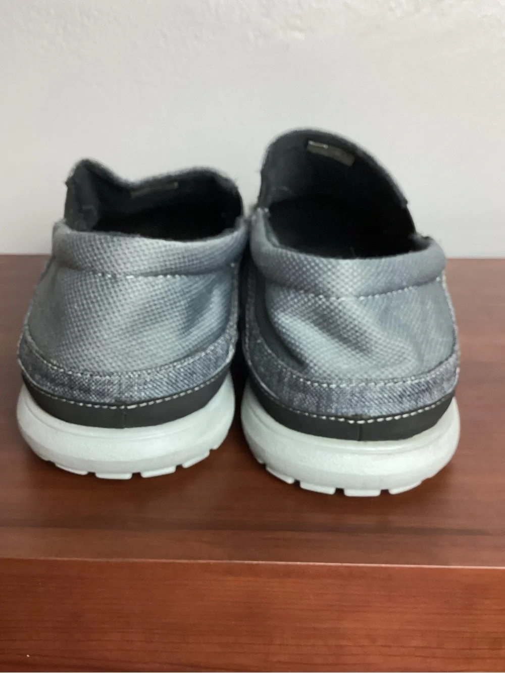 CROCS casual slip